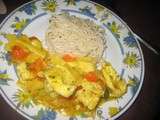 Filet de poulet sauce curry orientale et nouilles