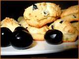 Cakes aux olives noires et au thym