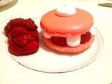 Macarons framboises / chantilly