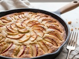 Gâteau aux pommes simplissime à la poêle : recette facile et rapide