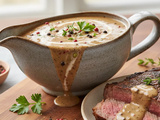 Sauce au poivre maison : recette facile et crémeuse pour accompagner vos viandes