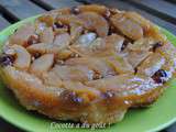 Tarte Tatin aux pommes et aux noisettes