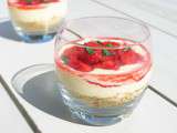 Fraises au basilic sur mascarpone et palets bretons