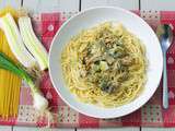 Spaghettis sauce aux poireaux, carottes et champignons