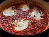 Shakshuka : les oeufs pochés à la sauce tomate