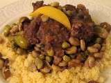 Tajine d'agneau aux fèves, petits pois et citron confit