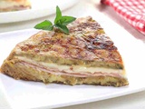 Omelette aux aubergines, jambon et fromage