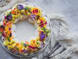 Pavlova en couronne aux fruits exotiques