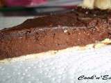 Tarte au chocolat sur lit de fraise