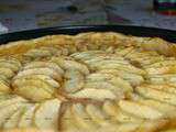 Tarte aux pommes sur lit de compote