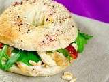 Bagels poulet grillé houmous