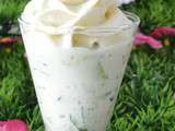 Verrine de concombre et chantilly au basilic