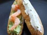 Eclairs crème d'avocats, crevettes et fromage frais a la ciboulette