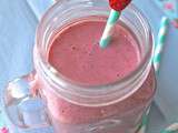 { Smoothie } vegan fraises Gariguettes, framboises, banane & poudre de baobab