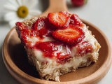 Strawberry Cheesecake Baked Oatmeal Recipe