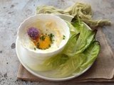 Œuf nuage (cloud egg) à la ciboulette