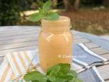 Smoothie aux fruits jaunes et lait de coco