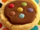 Biscuits aux Smarties®, chocolat et caramel au beurre salé