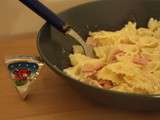 Farfalle qui rit au jambon (sauce à la vache qui rit®)