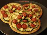 Petites pizzas aux courgettes et aux knackis