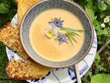 Soupe de camembert, mouillettes de brioche