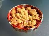 Crumble a la fraise & a la rhubarbe