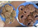 Cookies moelleux en deux parfums : chocolat et myrtilles-noisettes