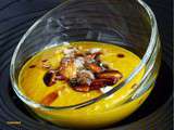 Veloute de potimarron aux amandes caramelisees