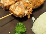 Brochettes de saumon croustillantes et pesto de coriandre