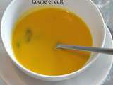 Velouté de carottes au curcuma et asperges vertes