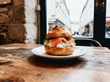 Gougère au saumon : Recette crémeuse facile et délicieuse