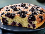 Gâteau ultra-moelleux aux myrtilles et amandes