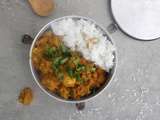 Dahl de lentilles corail à la courge et au coing, riz infusé coco-cardamome