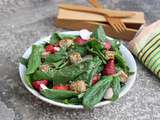 Salade épinards, fraises et tofu pané à la noix de coco