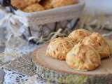 Gougères à l’échalote et râpé de lardons