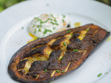 Aubergine grillée d’inspiration libanaise