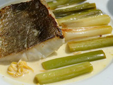 Filet de lieu jaune, poireaux, sauce citronnée