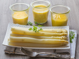 3 idées de sauces classiques pour accompagner les Asperges