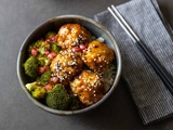 Boulettes de poulet laquées au gingembre