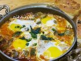 Chakchouka b jraywet- shakshuka aux courgettes aux œufs à la bônoise