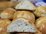 Petits pains monay traditionnels - monay bread rolls- philippines