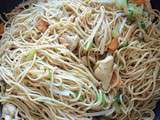 Chow mein au poulet