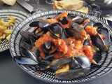 Moules sauce tomates poivrons pimentée et verveine citronnelle