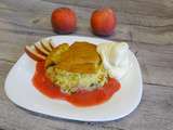 Cobbler pêches blanches-framboises , chantilly et coulis pêches-framboises