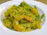 Fettuccini aux crevettes et brocoli, sauce light yaourt fromage frais, curcuma et paprika