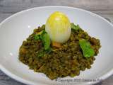 Lentilles au curcuma et gingembre, oeuf craquelé au curry