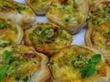 Mini quiches aux petits pois, ventrèche, cheddar et menthe