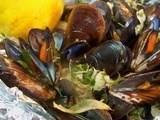 Moules en papillotes au fenouil et aux épices