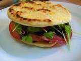 Piadina Romagnola mini, tomates mozzarella et Bresaola