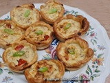 Tartelettes tomates cerises, thon, piments doux, fromage ail et fines herbes